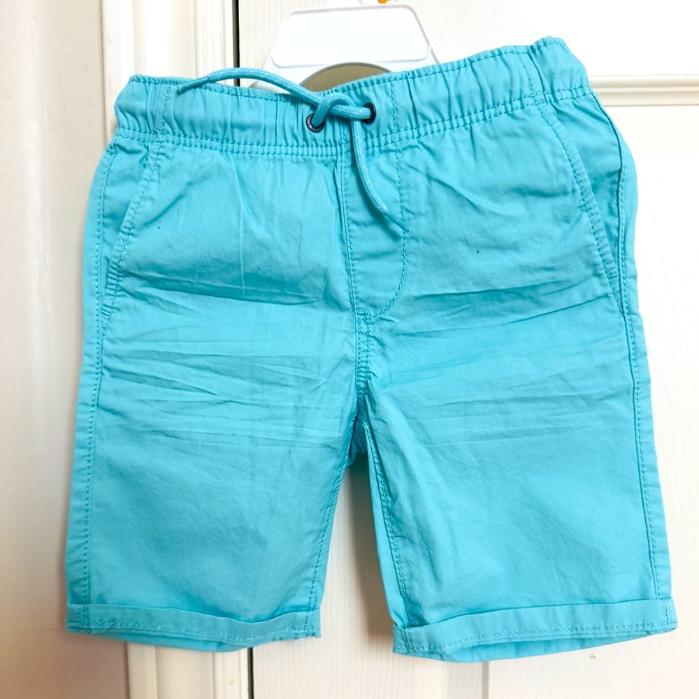 Brand new Okaidi shorts kids size 4T